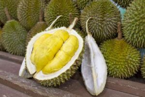 Terungkap: Rahasia Keajaiban Kesehatan yang Dimiliki Buah Durian, "Raja Buah" dengan aroma khas dan rasa legit yang menyehatkan.